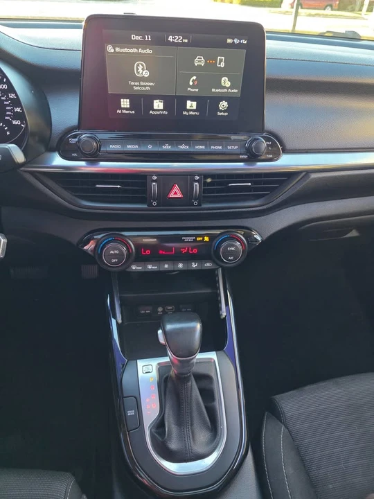 2019 Kia Forte - Image 12 of 20