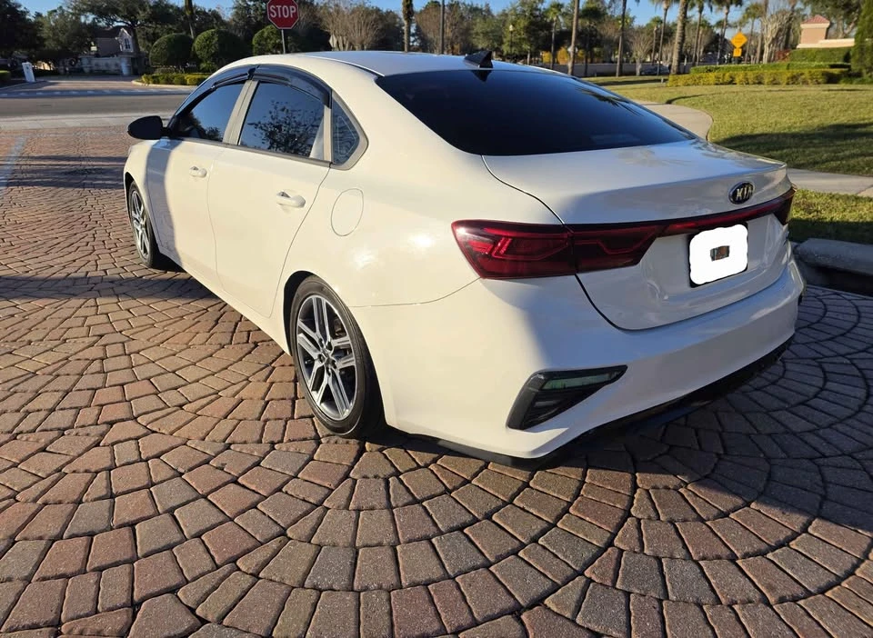 2019 Kia Forte - Image 3 of 16