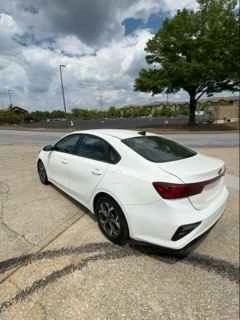 2019 Kia Forte - Image 10 of 20