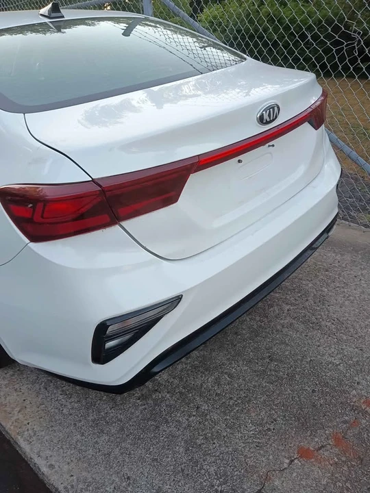 2019 Kia Forte - Image 4 of 20