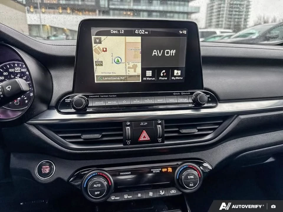2019 Kia Forte - Image 12 of 17