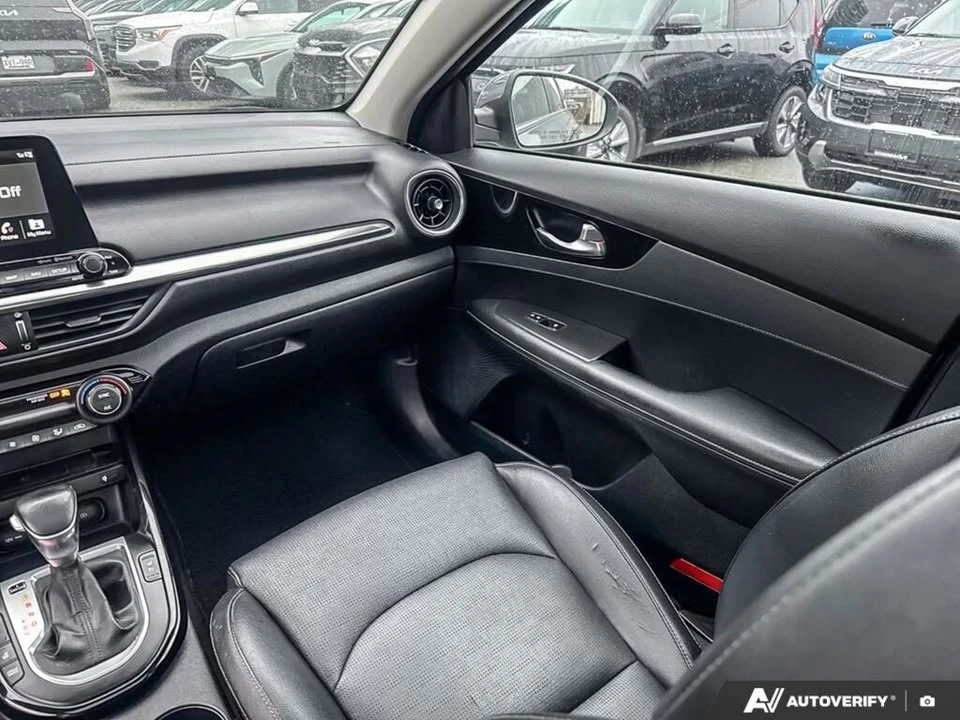 2019 Kia Forte - Image 17 of 17