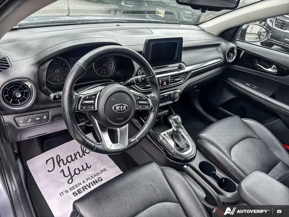 2019 Kia Forte - Image 9 of 17