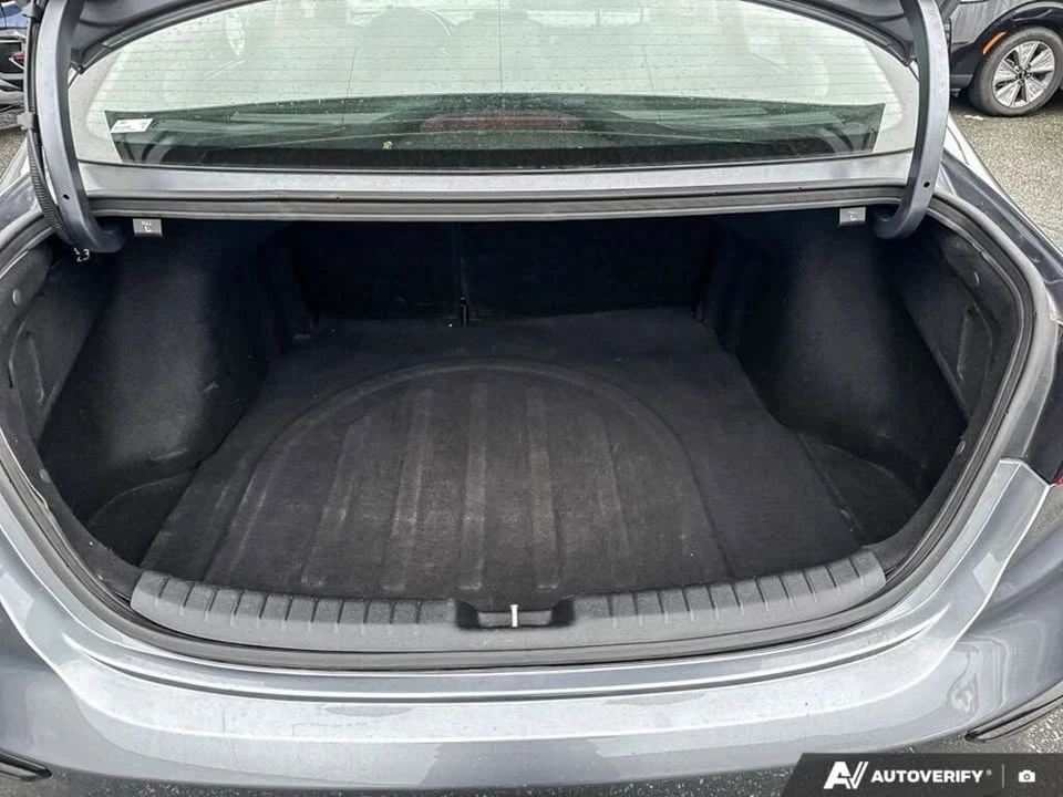 2019 Kia Forte - Image 5 of 17