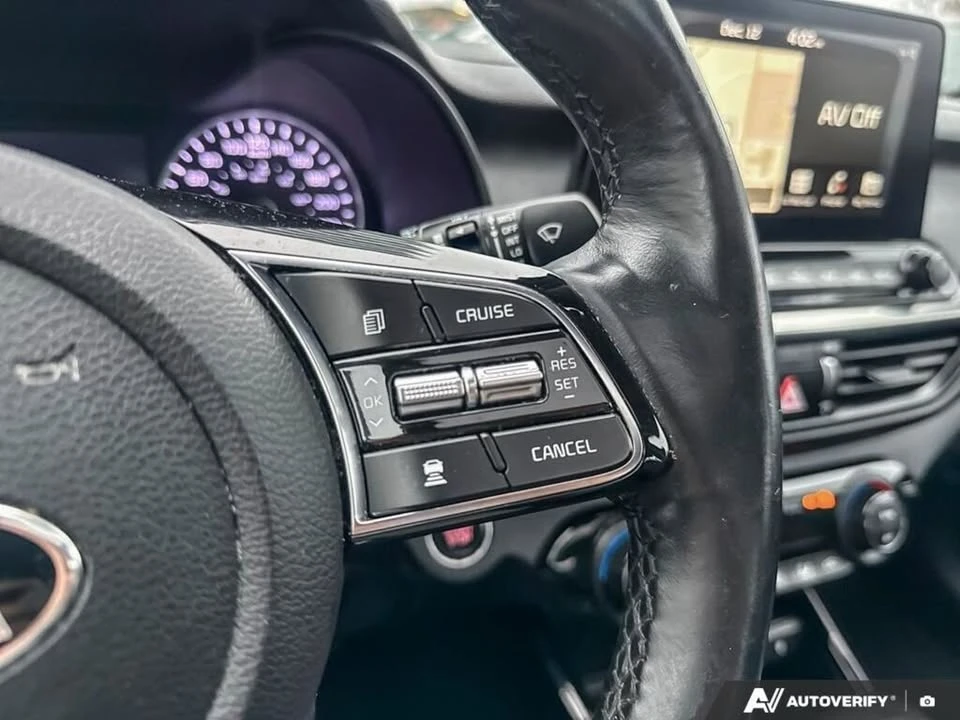 2019 Kia Forte - Image 10 of 17