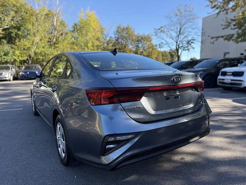 2019 Kia Forte - Image 4 of 15