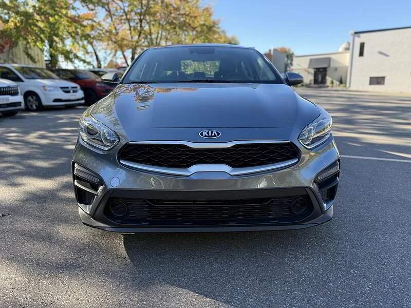 2019 Kia Forte - Image 2 of 15