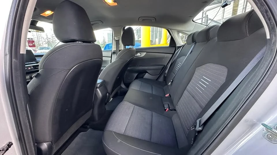 2019 Kia Forte - Image 11 of 14