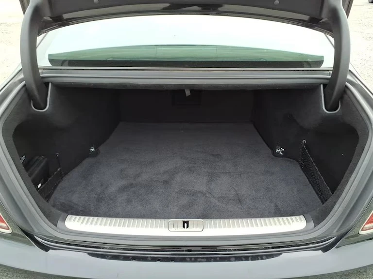 2019 Kia K900 - Image 4 of 15
