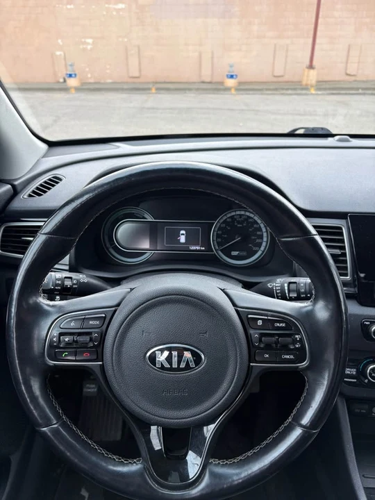 2019 Kia Niro - Image 14 of 15