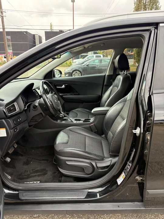 2019 Kia Niro - Image 9 of 15