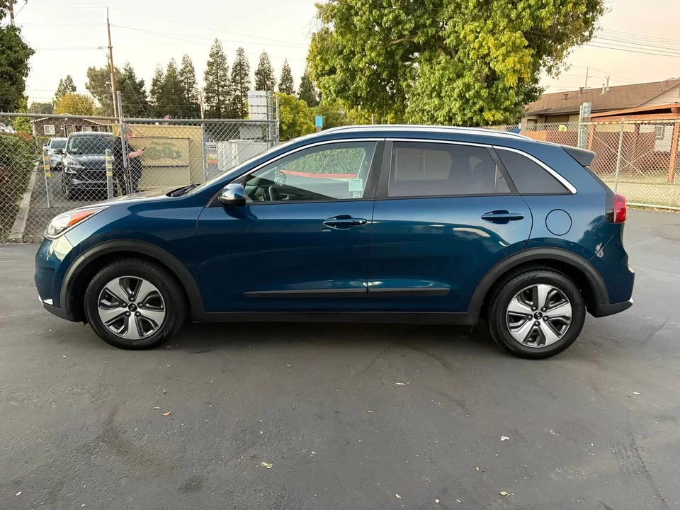 2019 Kia Niro - Image 5 of 14