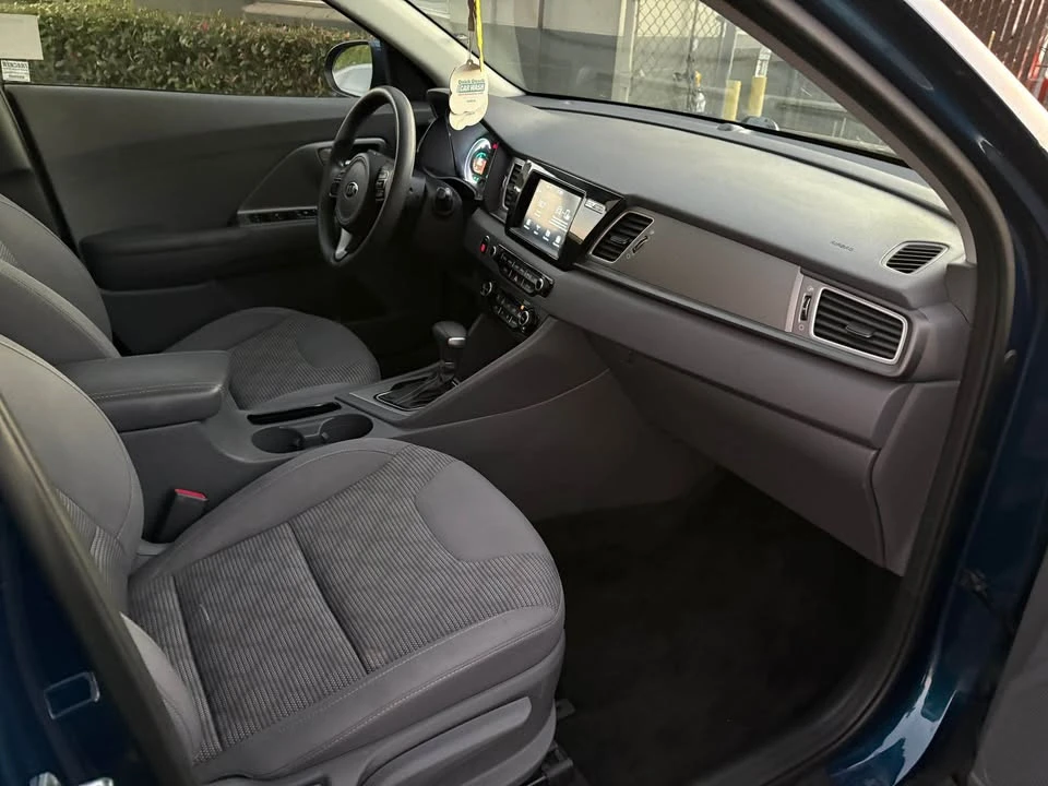 2019 Kia Niro - Image 11 of 14