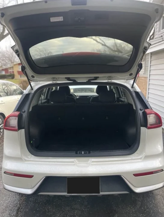 2019 Kia Niro - Image 11 of 13