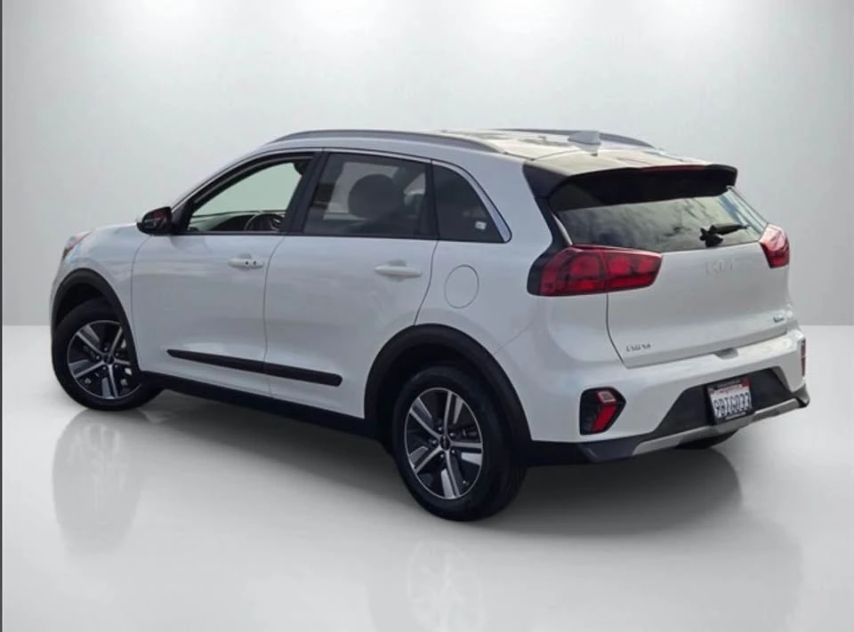 2019 Kia Niro - Image 3 of 10