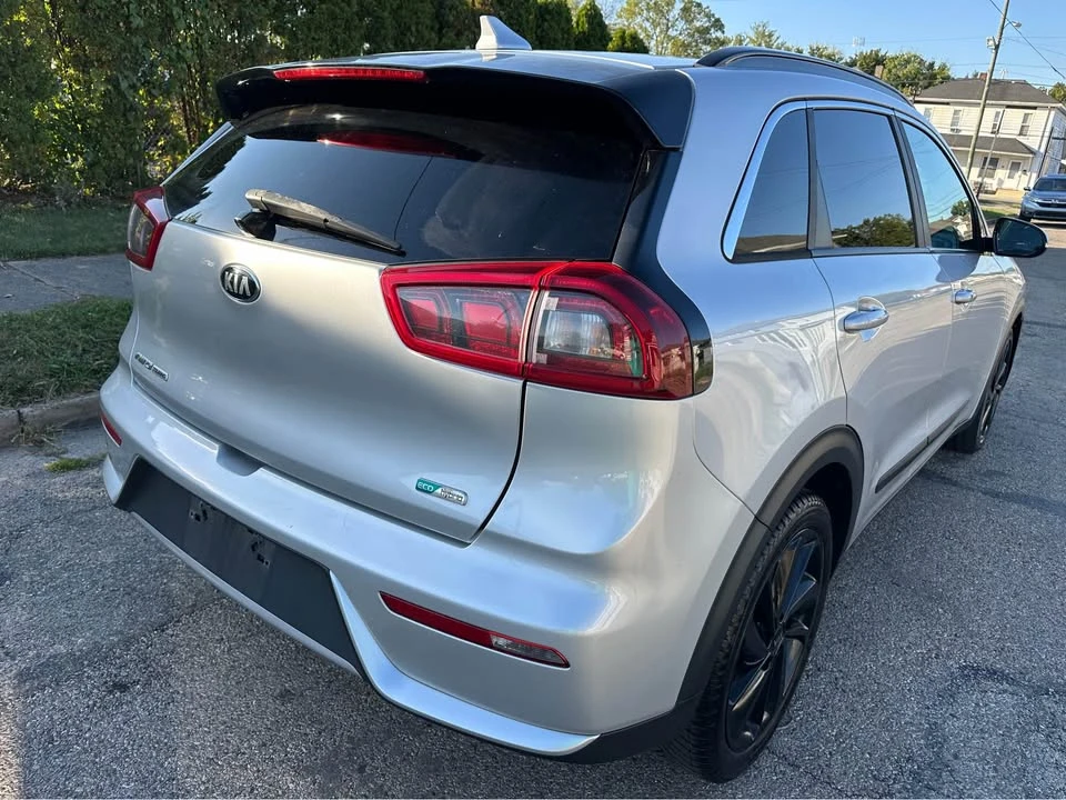 2019 Kia Niro - Image 2 of 19