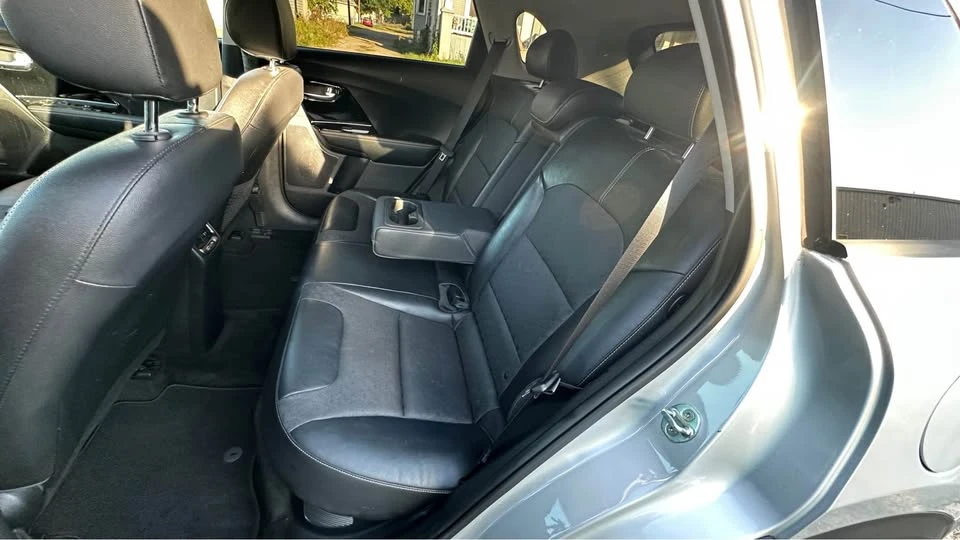 2019 Kia Niro - Image 7 of 19