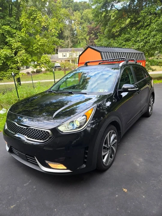 2019 Kia Niro - Image 2 of 15
