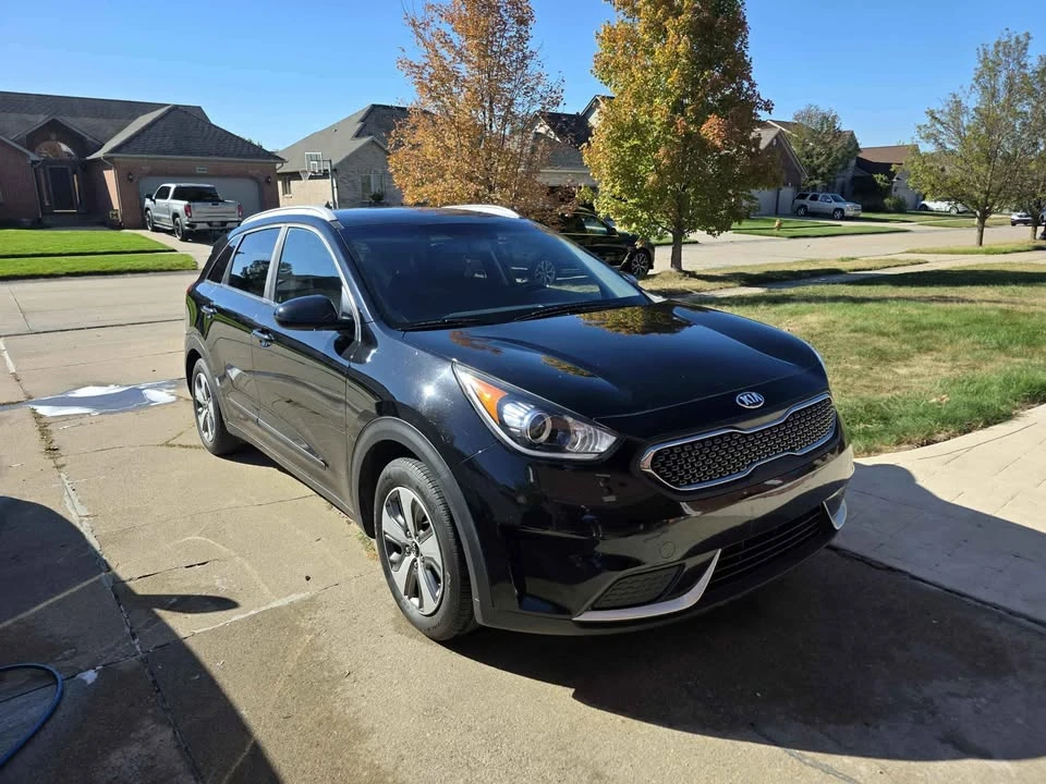 2019 Kia Niro - Image 3 of 18