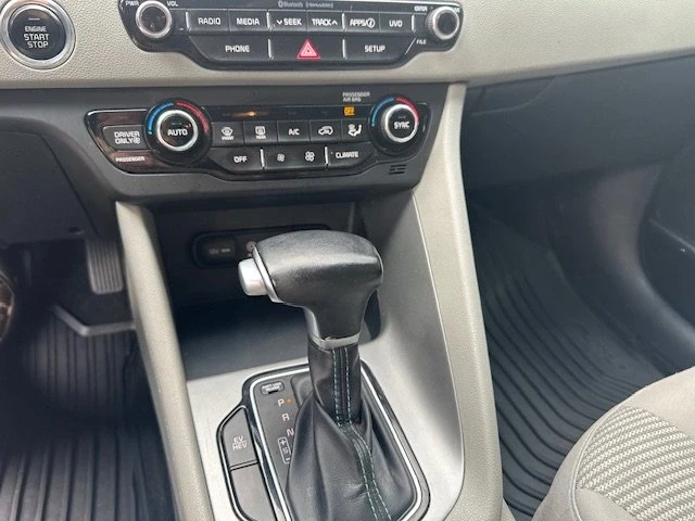 2019 Kia Niro - Image 13 of 14