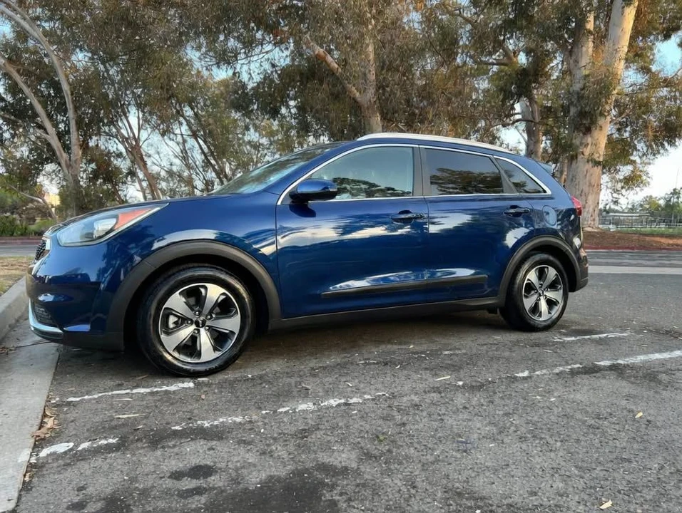 2019 Kia Niro - Image 3 of 15