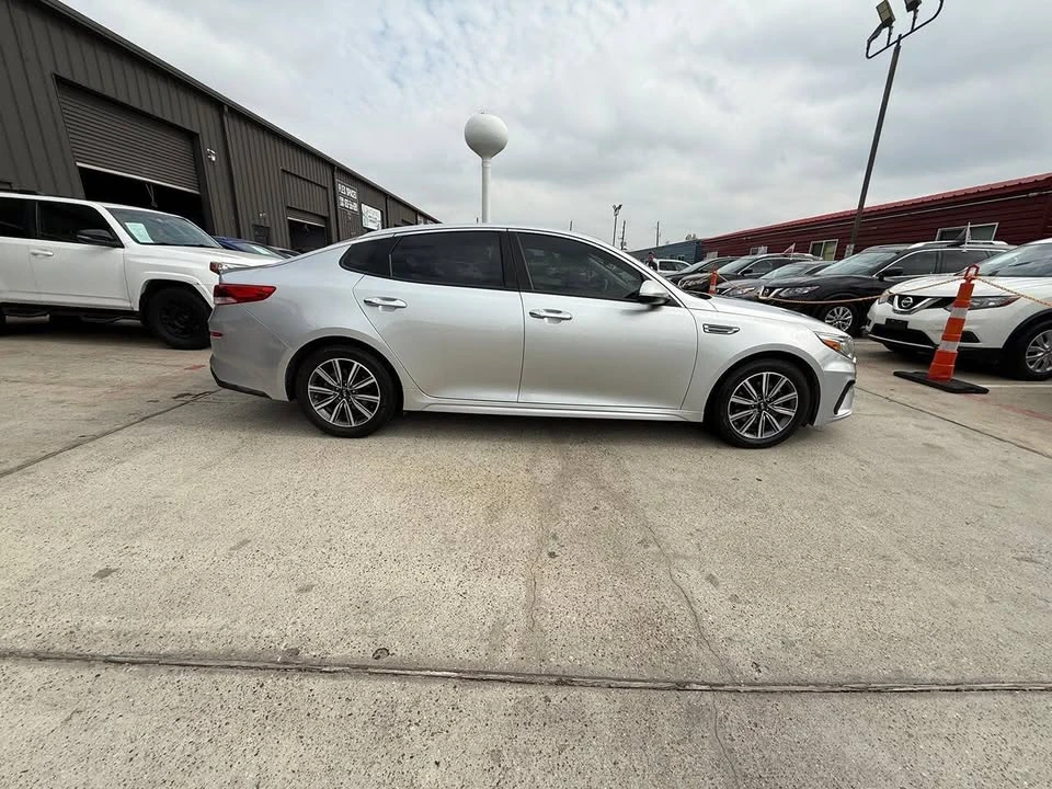 2019 Kia Optima/K5 - Image 12 of 20