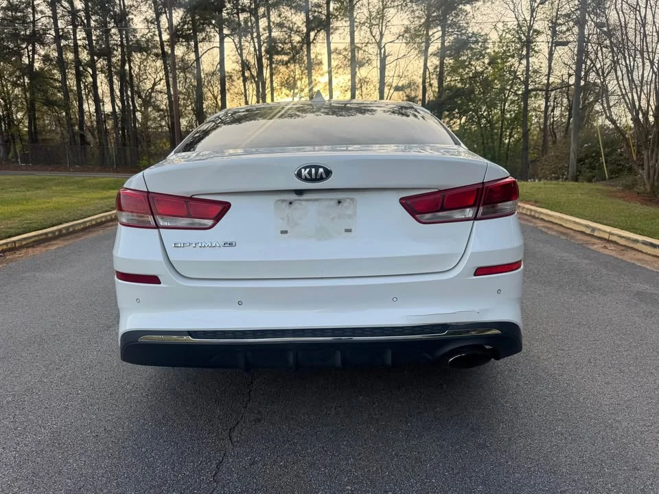 2019 Kia Optima/K5 - Image 10 of 16