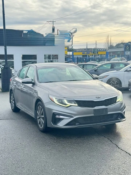 2019 Kia Optima/K5 - Image 2 of 13