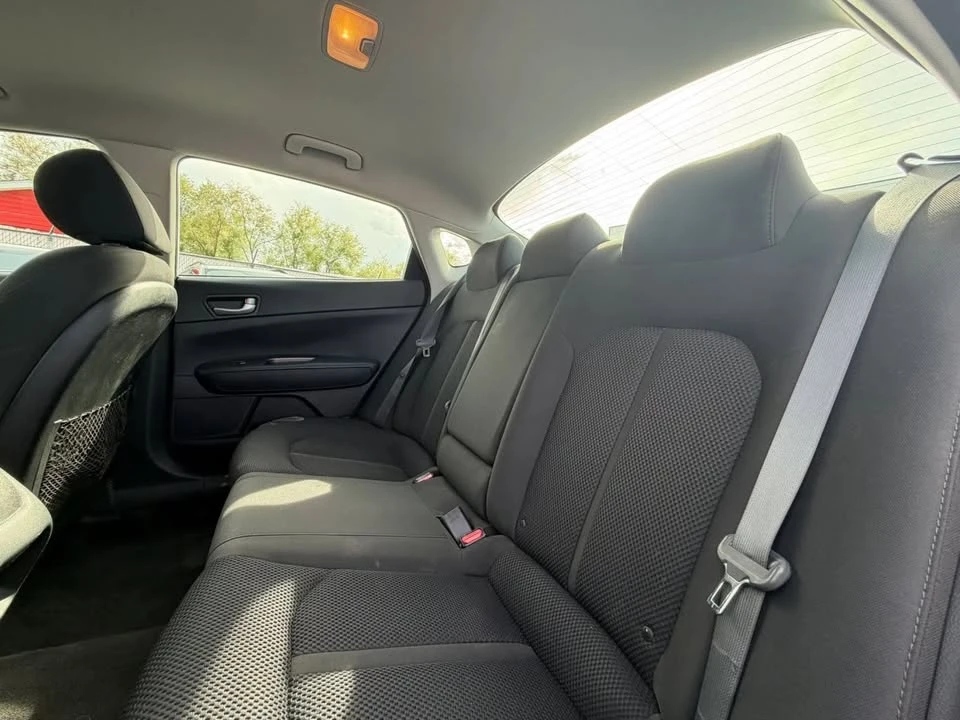 2019 Kia Optima/K5 - Image 11 of 18