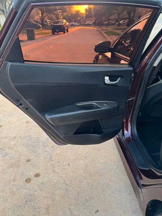 2019 Kia Optima/K5 - Image 9 of 11