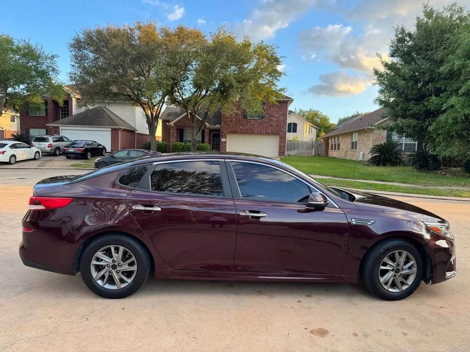 2019 Kia Optima/K5 - Image 5 of 11