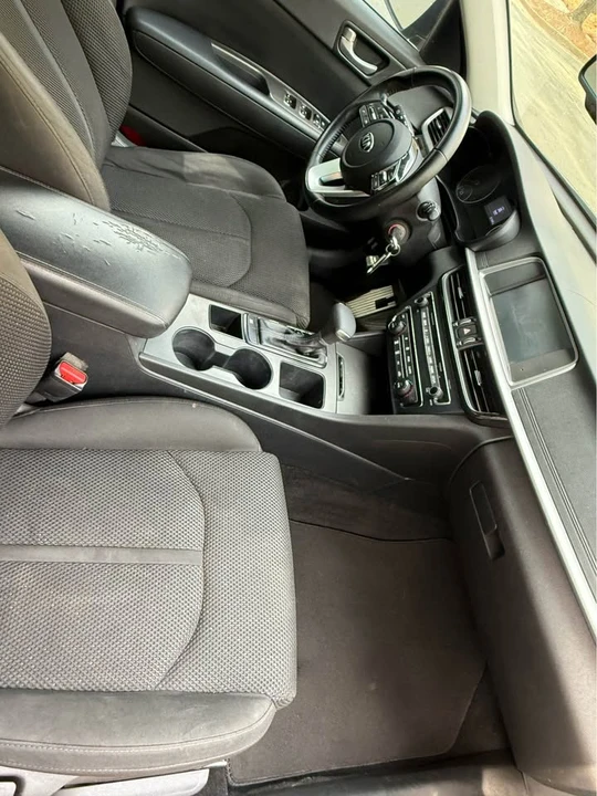 2019 Kia Optima/K5 - Image 8 of 10