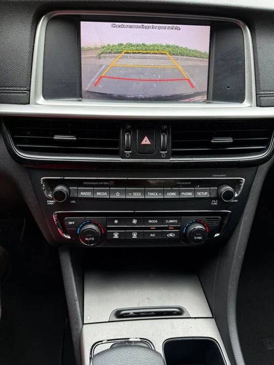 2019 Kia Optima/K5 - Image 9 of 10