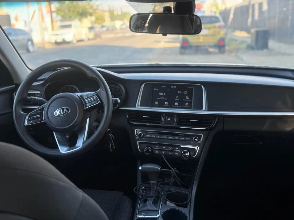 2019 Kia Optima/K5 - Image 9 of 13