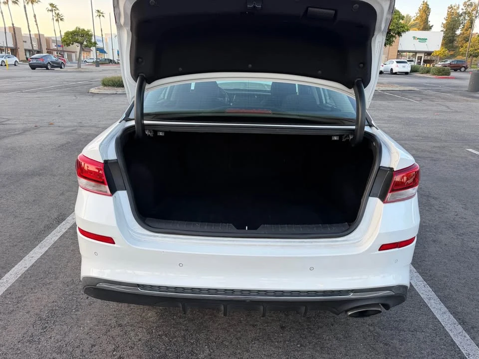 2019 Kia Optima/K5 - Image 5 of 18