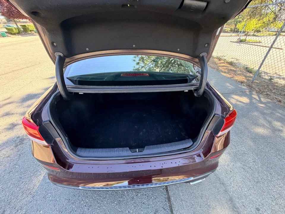 2019 Kia Optima/K5 - Image 12 of 18