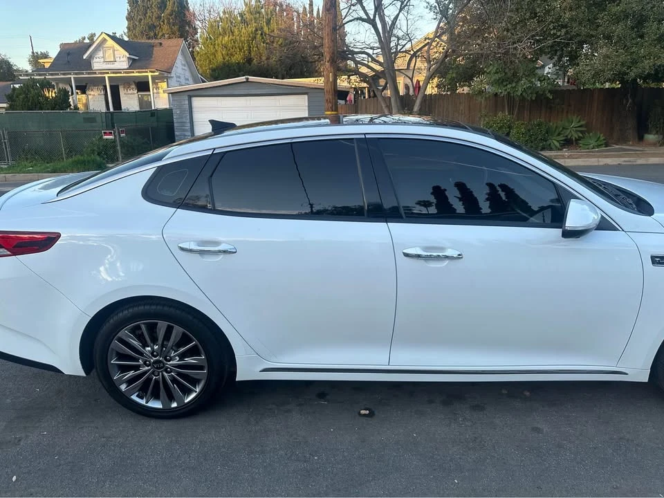 2019 Kia Optima/K5 - Image 2 of 18