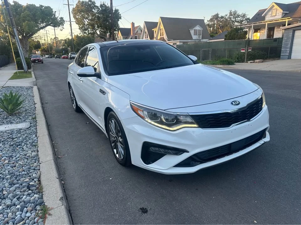 2019 Kia Optima/K5 - Image 3 of 18