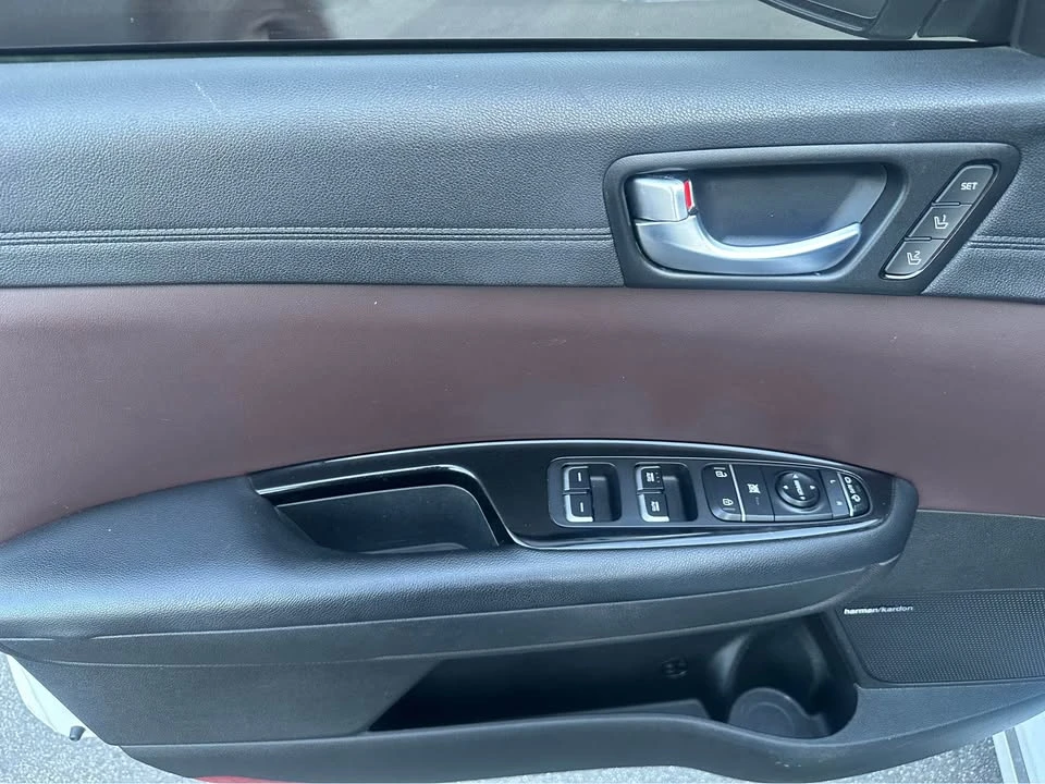 2019 Kia Optima/K5 - Image 14 of 18