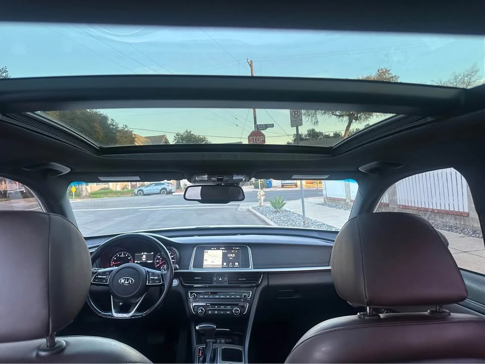 2019 Kia Optima/K5 - Image 10 of 18