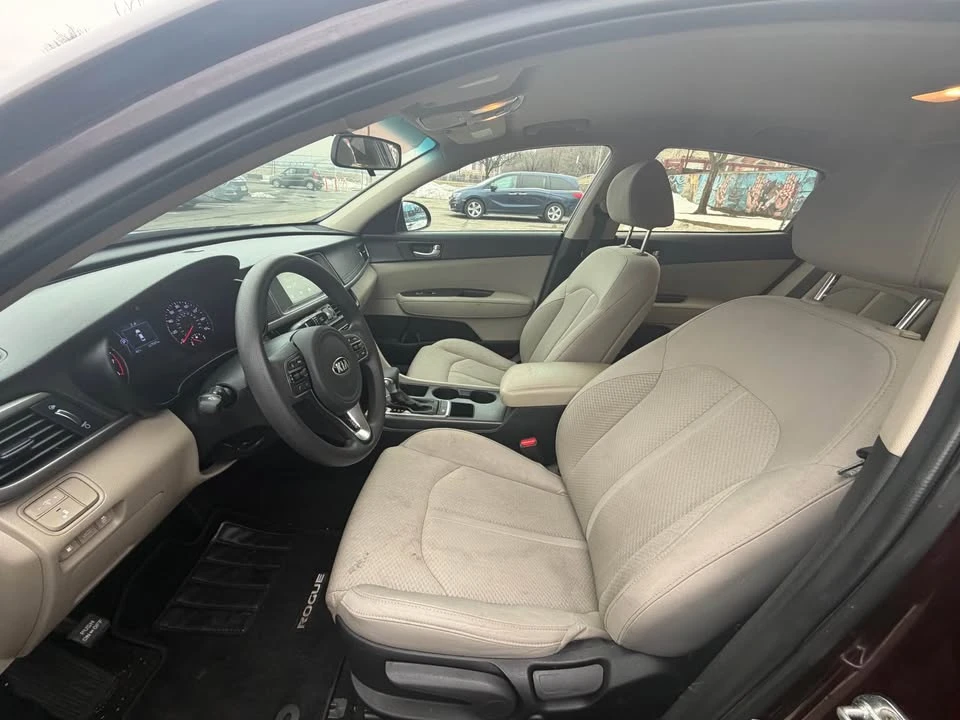 2019 Kia Optima/K5 - Image 10 of 14