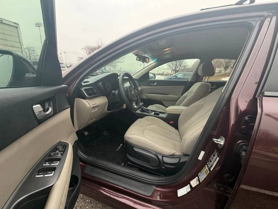 2019 Kia Optima/K5 - Image 8 of 14