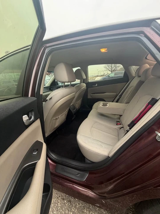 2019 Kia Optima/K5 - Image 9 of 14