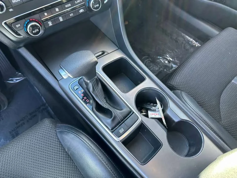 2019 Kia Optima/K5 - Image 4 of 7