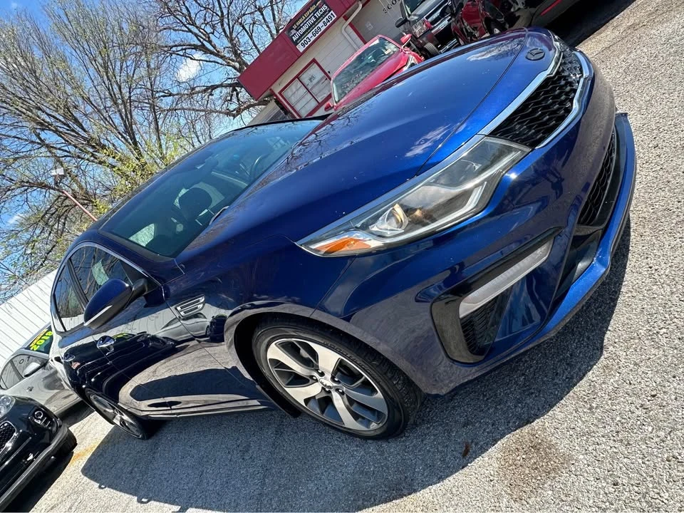 2019 Kia Optima/K5 - Image 2 of 12