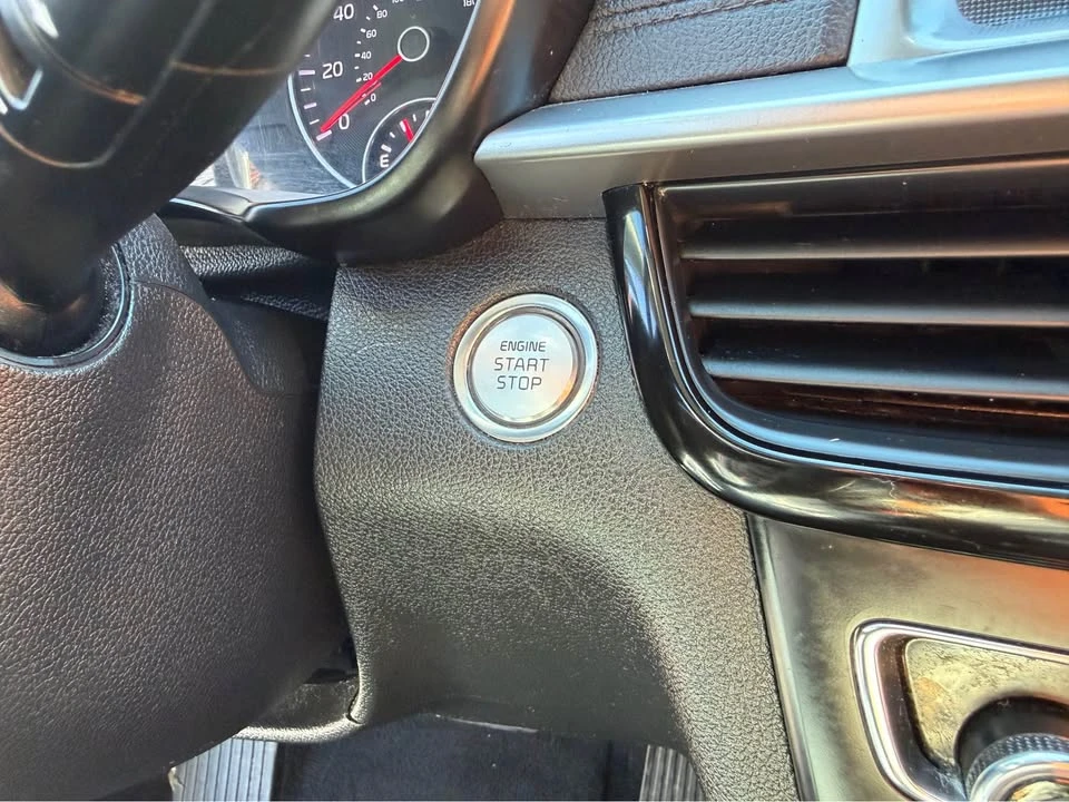 2019 Kia Optima/K5 - Image 11 of 20