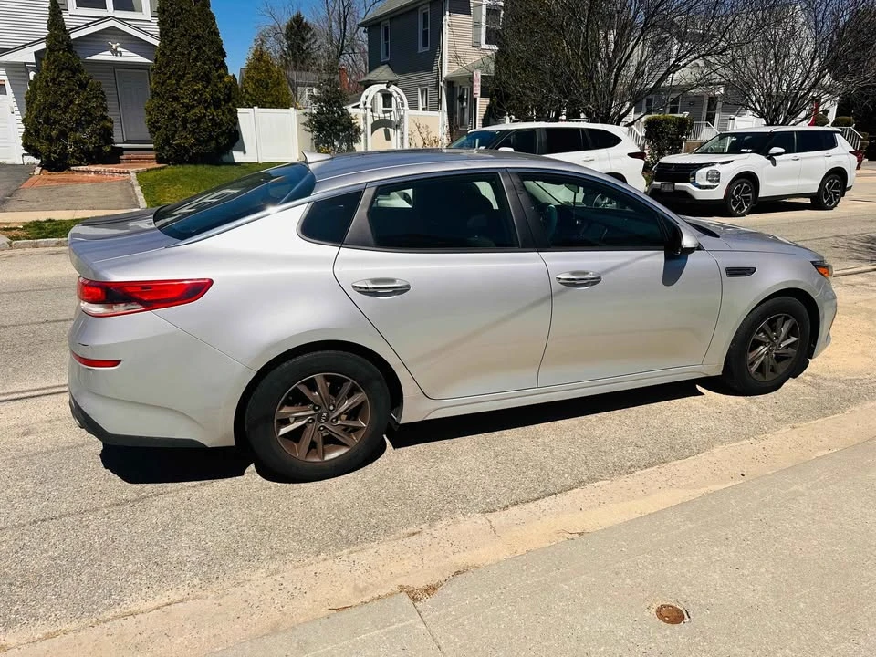 2019 Kia Optima/K5 - Image 2 of 11