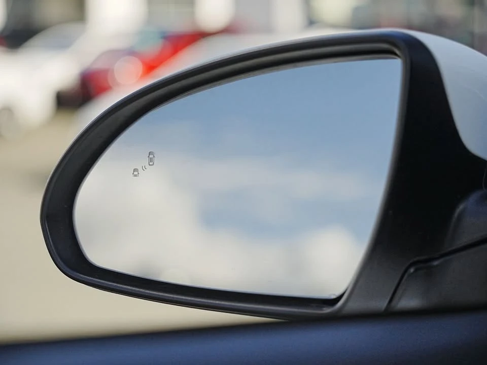 2019 Kia Optima/K5 - Image 10 of 20