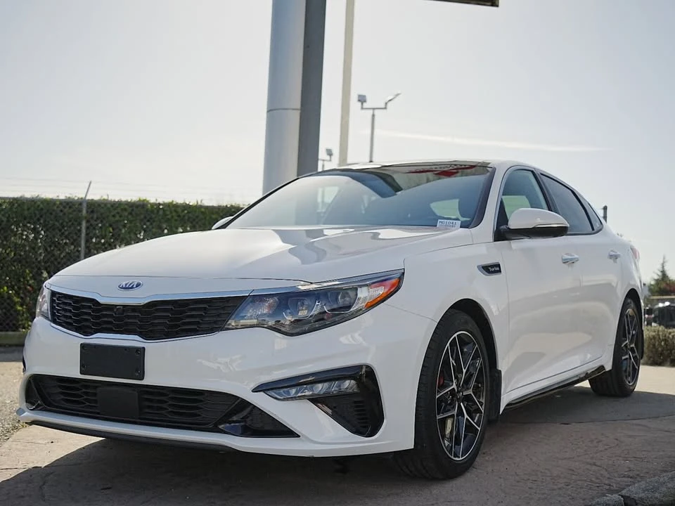 2019 Kia Optima/K5 - Image 2 of 20