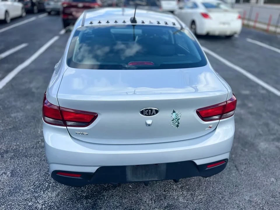 2019 Kia Rio - Image 3 of 12